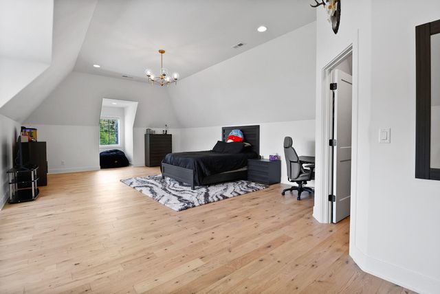 3703 Brigata Drive, Valparaiso, IN 46385