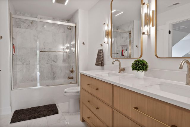 3703 Brigata Drive, Valparaiso, IN 46385