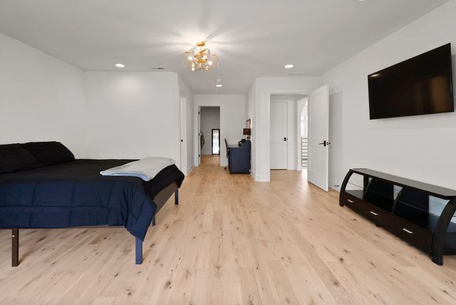 3703 Brigata Drive, Valparaiso, IN 46385