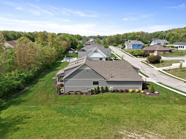 3703 Brigata Drive, Valparaiso, IN 46385