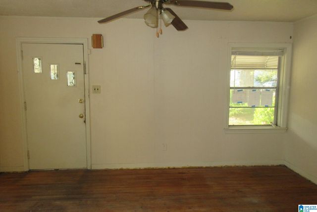 48 WILKES CIRCLE, Midfield, AL 35228