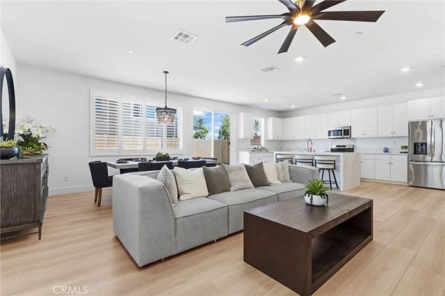 30330 Spineflower Street, Murrieta, CA 92563