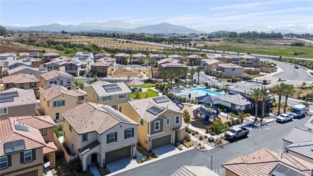 30330 Spineflower Street, Murrieta, CA 92563