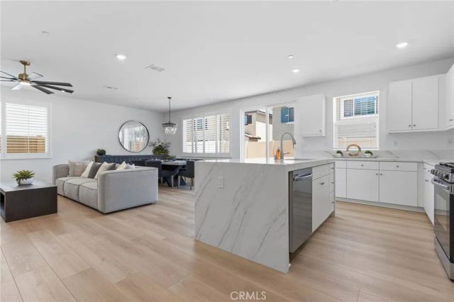 30330 Spineflower Street, Murrieta, CA 92563