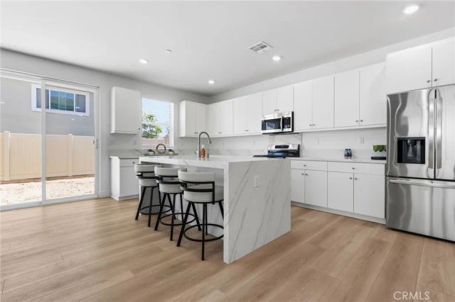 30330 Spineflower Street, Murrieta, CA 92563