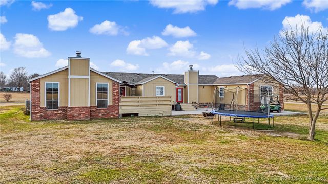 17909 N 97th East Avenue, Collinsville, OK 74021
