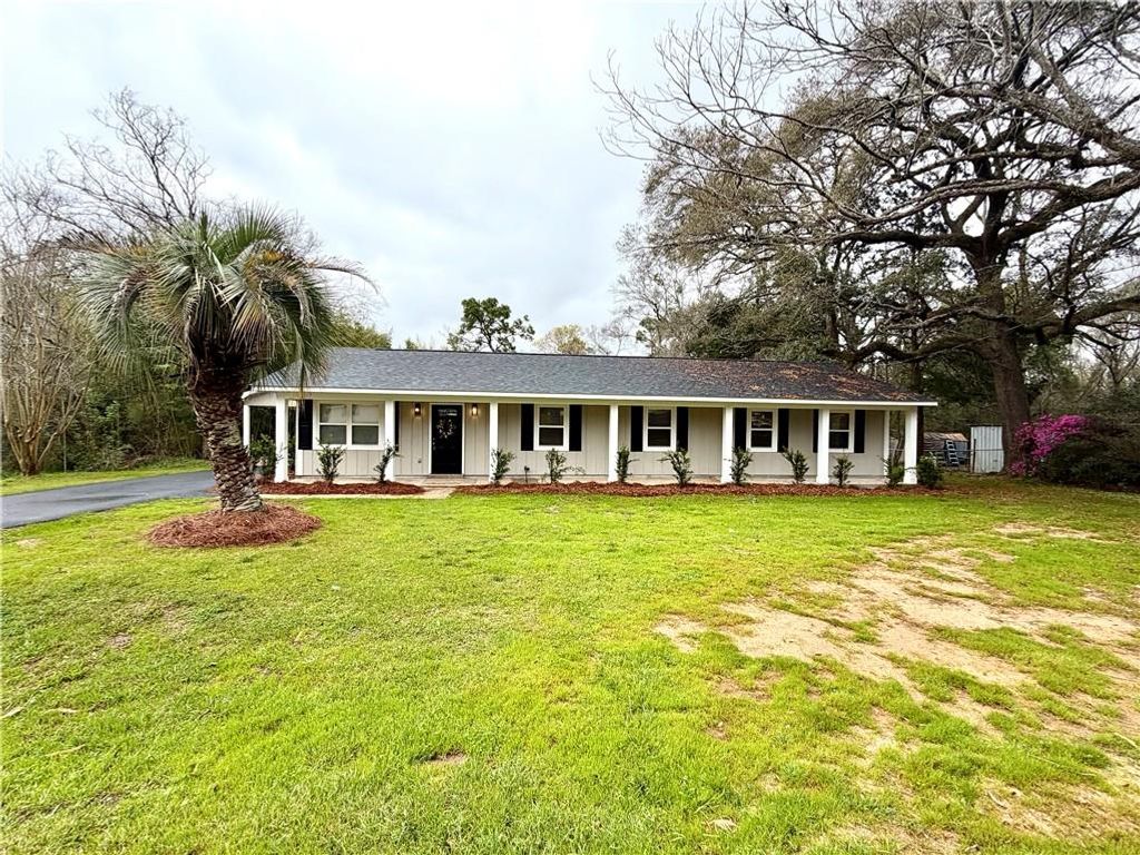 8400 Stratford Drive, Theodore, AL 36582