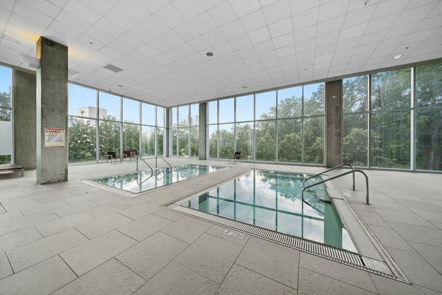 9725 Woods Drive 309, Skokie, IL 60077