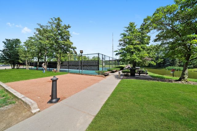 9725 Woods Drive 309, Skokie, IL 60077