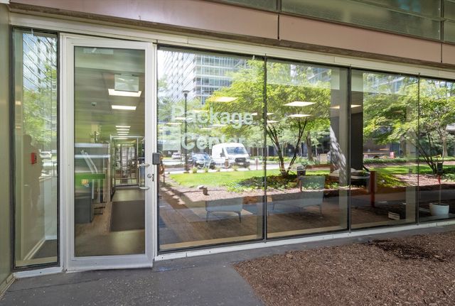 9725 Woods Drive 309, Skokie, IL 60077