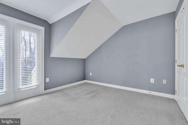 1631 COLONIAL HILLS DR, Mclean, VA 22102