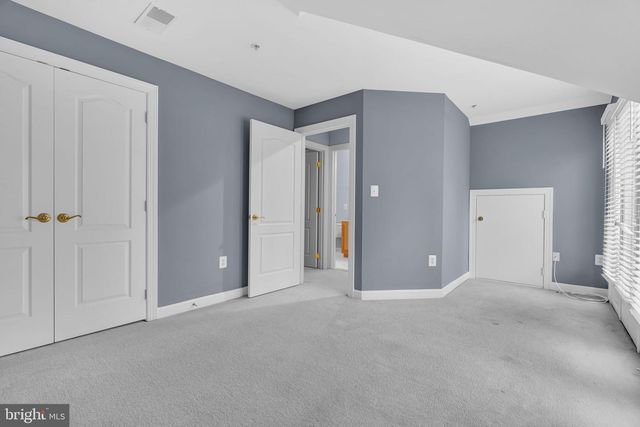 1631 COLONIAL HILLS DR, Mclean, VA 22102