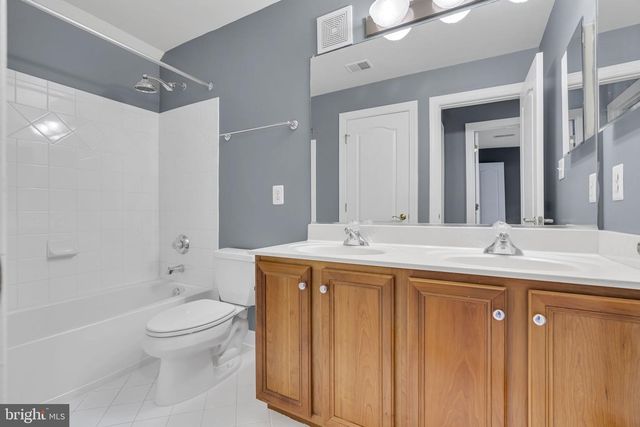 1631 COLONIAL HILLS DR, Mclean, VA 22102