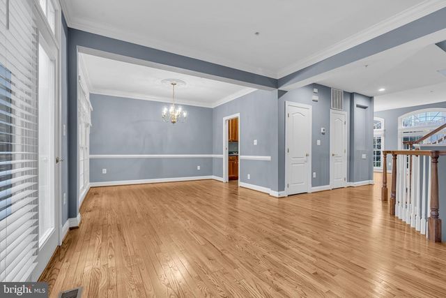 1631 COLONIAL HILLS DR, Mclean, VA 22102