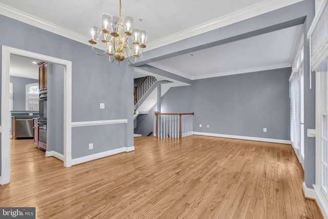 1631 COLONIAL HILLS DR, Mclean, VA 22102