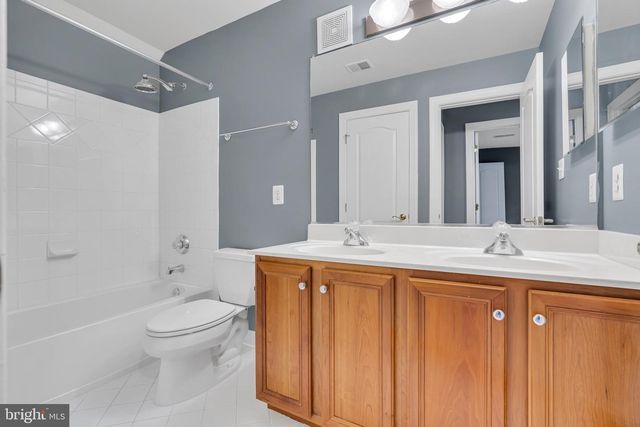 1631 COLONIAL HILLS DR, Mclean, VA 22102