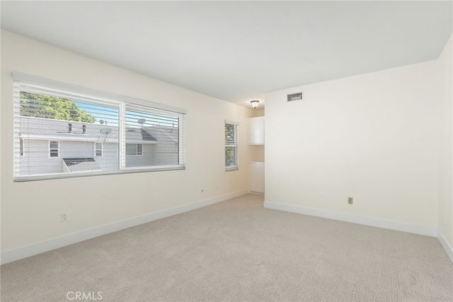 26337 W Grove Cir, Lake Forest, CA 92630