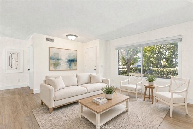 26337 W Grove Cir, Lake Forest, CA 92630
