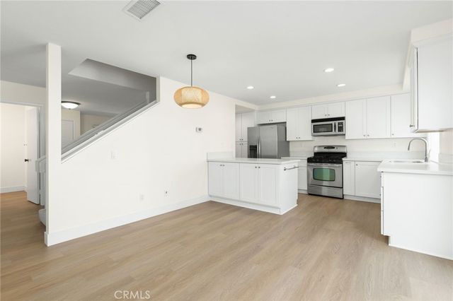 26337 W Grove Cir, Lake Forest, CA 92630