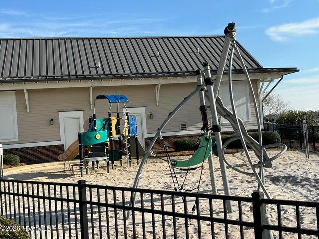 753 Edgerton Drive, Wilmington, NC 28412