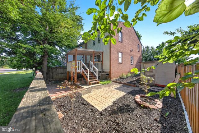 8238 WYCLIFFE CT, Manassas, VA 20109