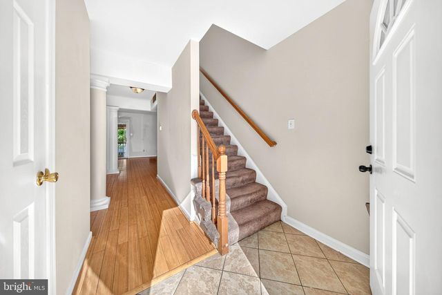8238 WYCLIFFE CT, Manassas, VA 20109