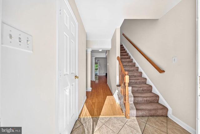 8238 WYCLIFFE CT, Manassas, VA 20109