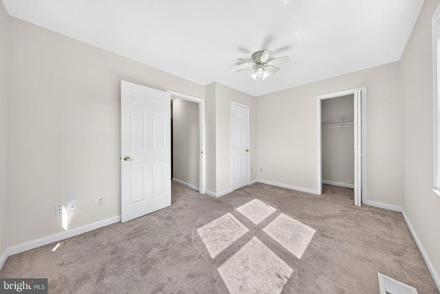 8238 WYCLIFFE CT, Manassas, VA 20109