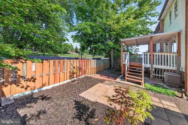 8238 WYCLIFFE CT, Manassas, VA 20109