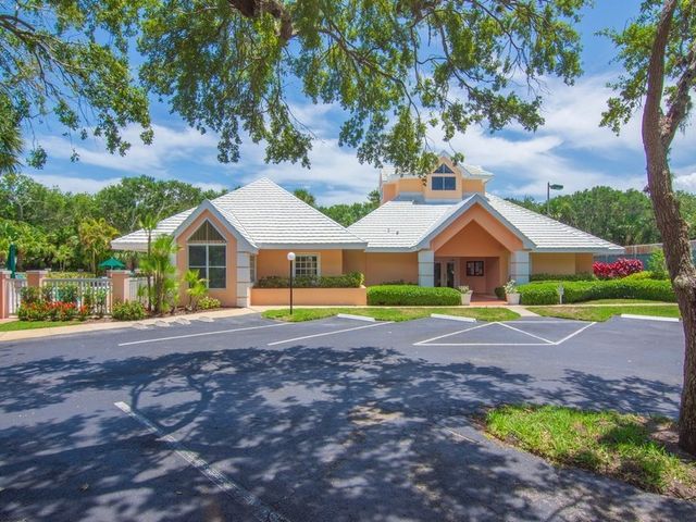 1508 Coral Oak Lane 1304, Vero Beach, FL 32963