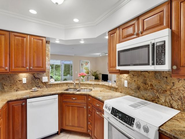 1508 Coral Oak Lane 1304, Vero Beach, FL 32963