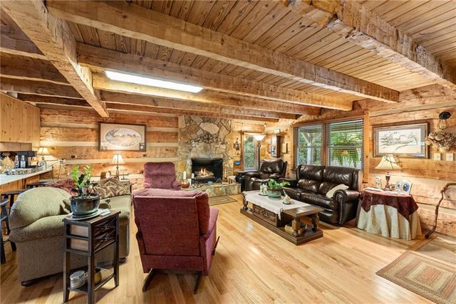 481 Leona Lane, Cleveland, GA 30528