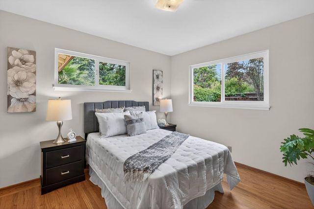 13220 Franklin Avenue, Mountain View, CA 94040