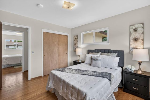 13220 Franklin Avenue, Mountain View, CA 94040