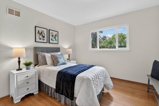 13220 Franklin Avenue, Mountain View, CA 94040