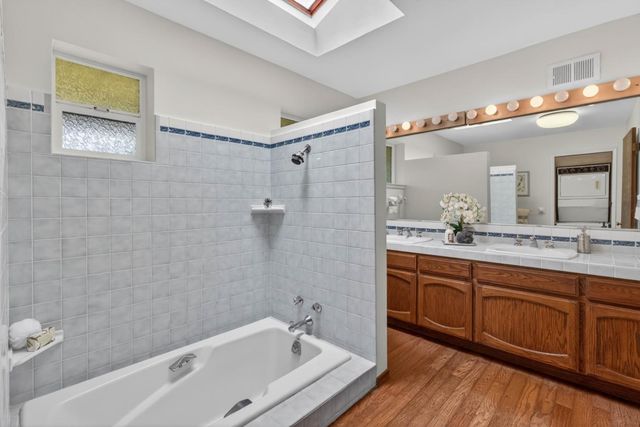 13220 Franklin Avenue, Mountain View, CA 94040