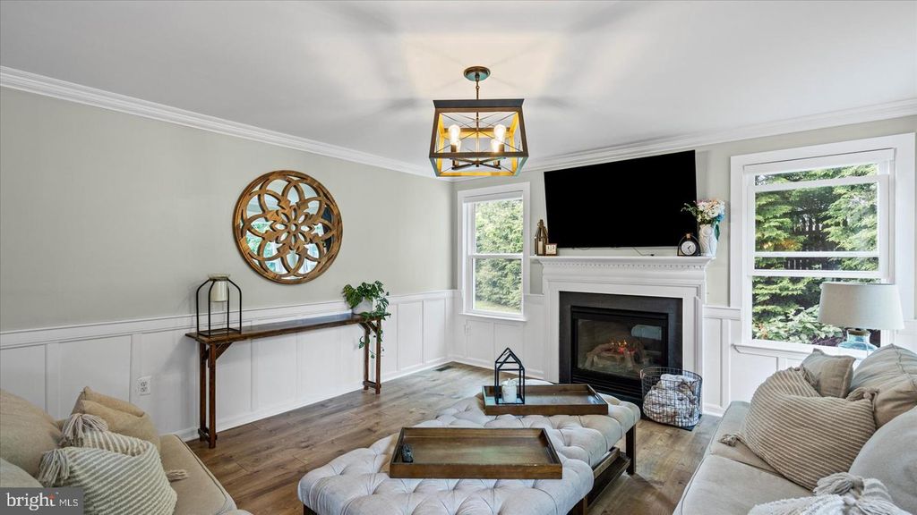 Image 26 of property listing at 621 TRANGO DR, Westminster, MD 21158
