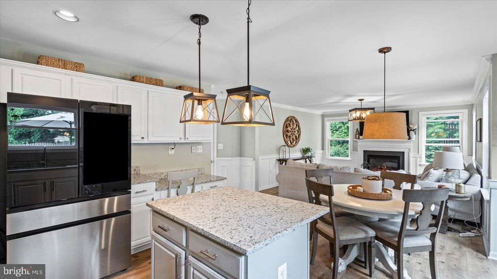 Image 30 of property listing at 621 TRANGO DR, Westminster, MD 21158