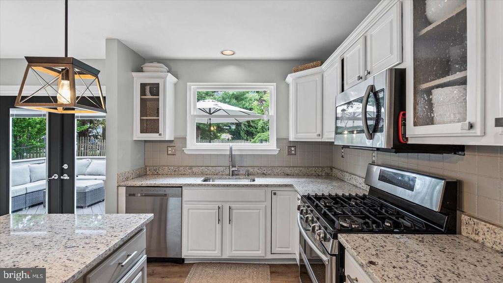 Image 32 of property listing at 621 TRANGO DR, Westminster, MD 21158