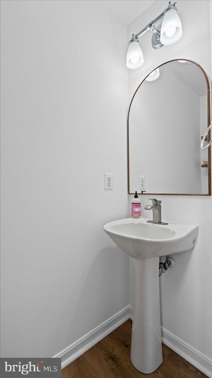 Image 37 of property listing at 621 TRANGO DR, Westminster, MD 21158
