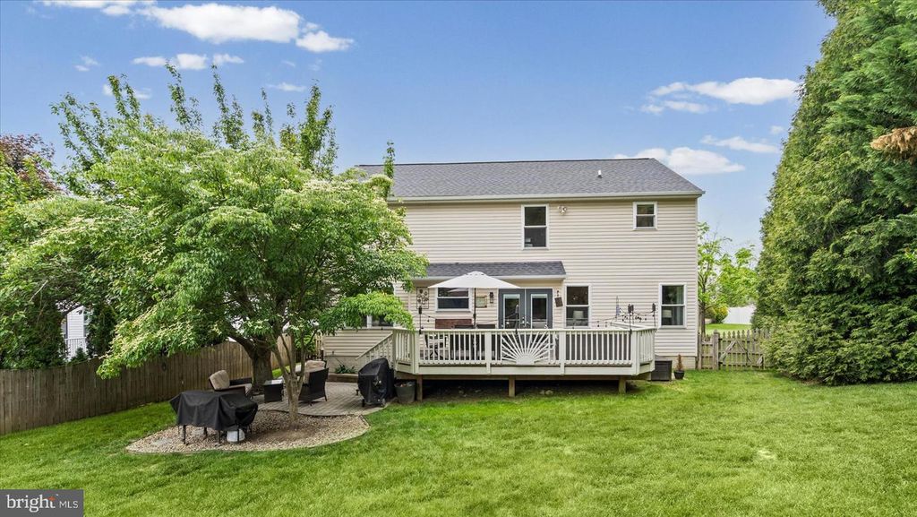 Image 42 of property listing at 621 TRANGO DR, Westminster, MD 21158