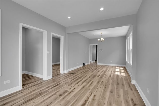 6233 S Claremont Avenue, Chicago, IL 60636