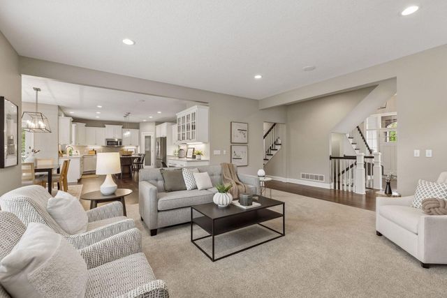 3970 Thames Avenue, Eagan, MN 55123