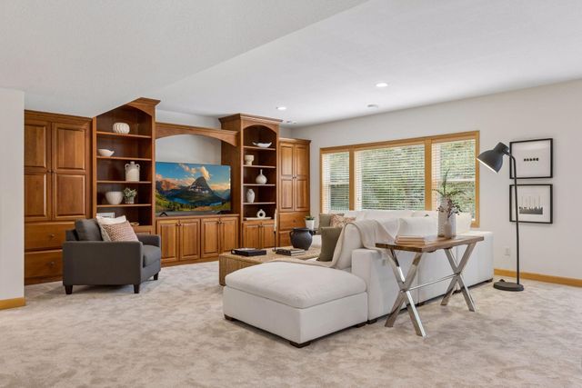 3970 Thames Avenue, Eagan, MN 55123