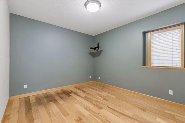 3970 Thames Avenue, Eagan, MN 55123