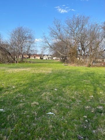 1724 RUSSELL PATH, Fort Worth, TX 76105