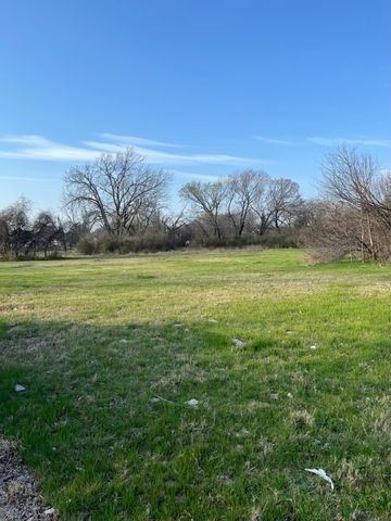 1724 RUSSELL PATH, Fort Worth, TX 76105