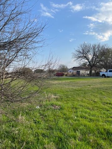 1724 RUSSELL PATH, Fort Worth, TX 76105