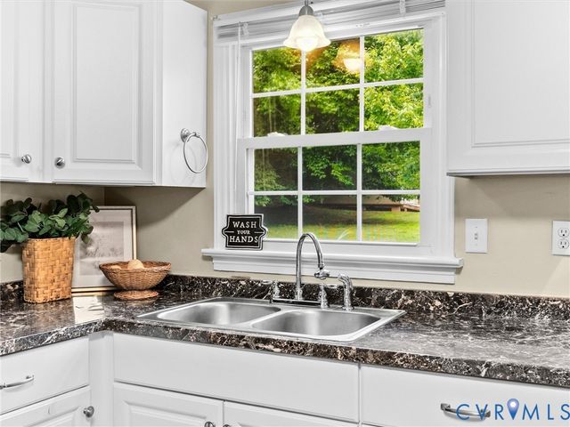 2949 Moyer Rd, Powhatan, VA 23139