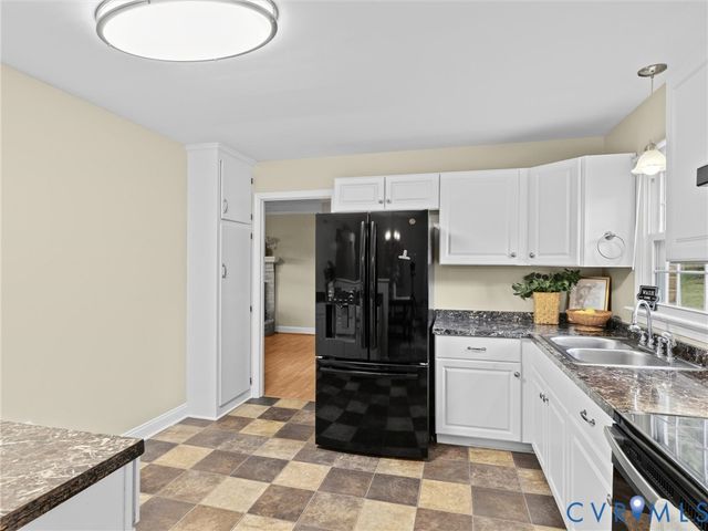2949 Moyer Rd, Powhatan, VA 23139